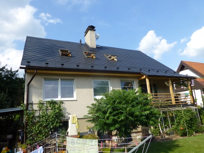 po realizaci-Renovační nátěr eternitové střechy