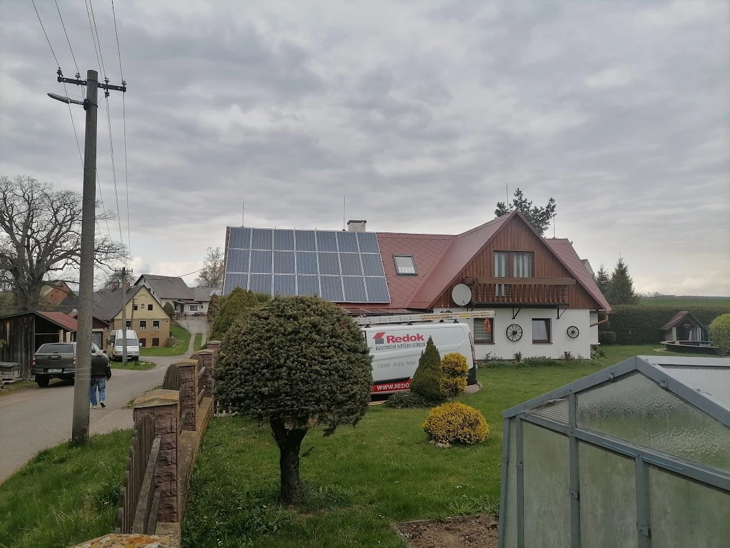 Renovační nátěr eternitové střechy