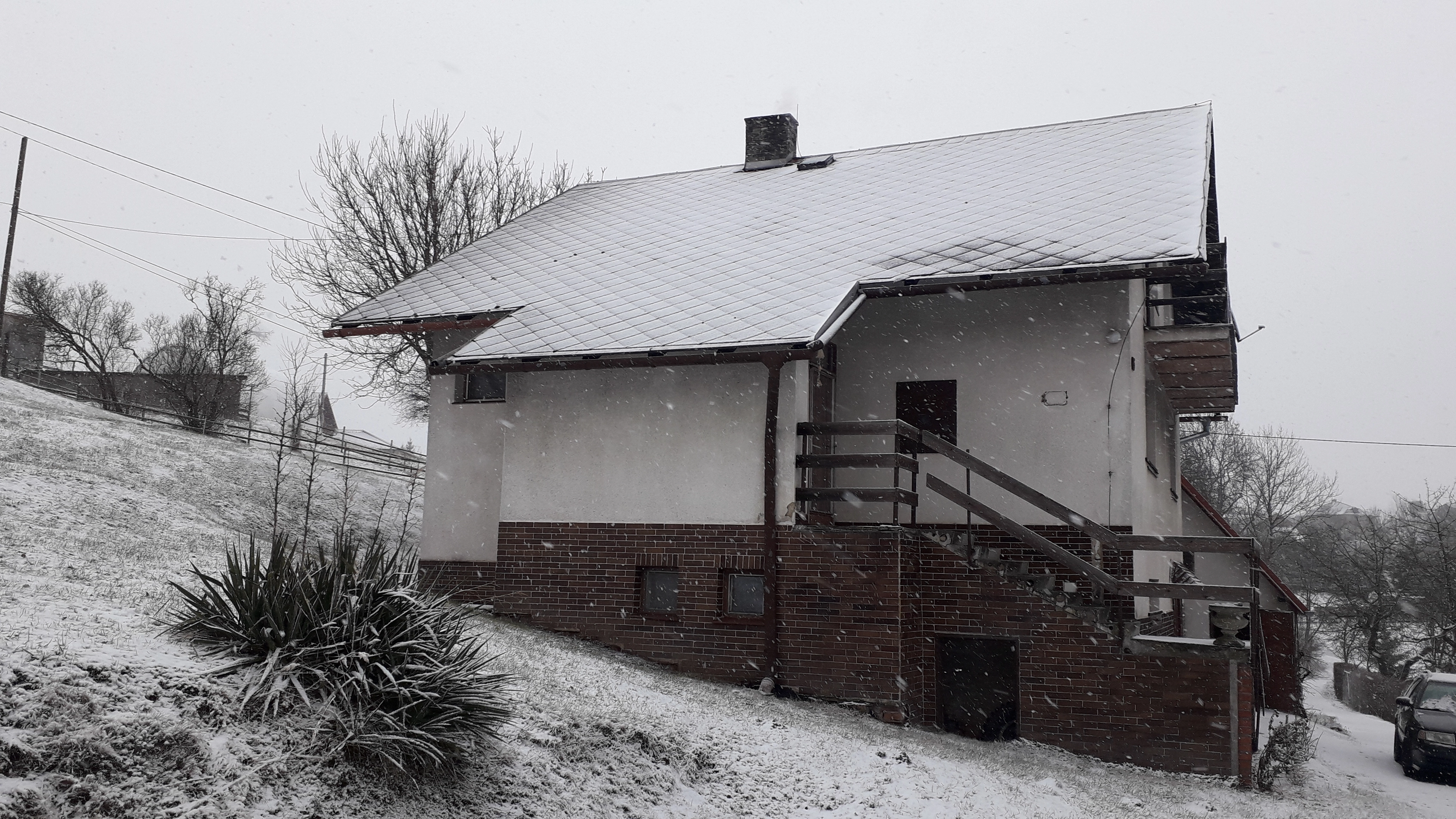Renovační nátěr eternitové střechy